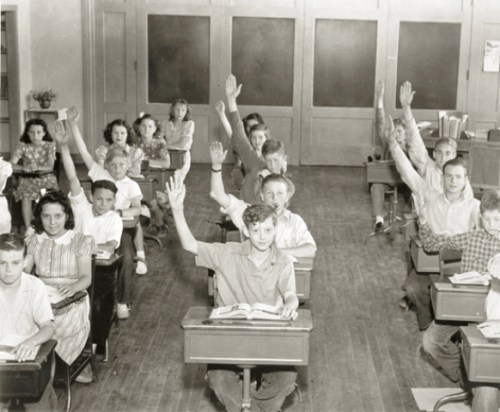 white-schoolkids-ca-1935